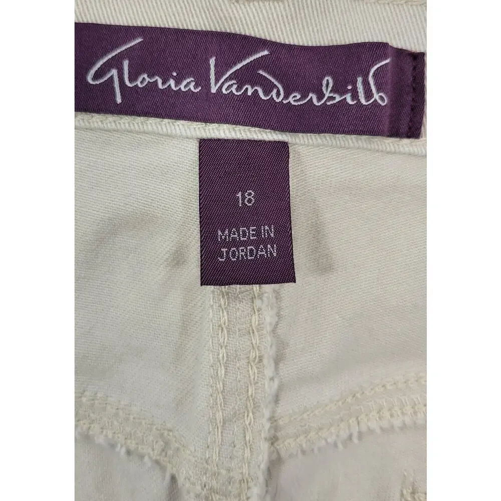 L0) Gloria Vanderbilt Amanda Capri Off-White Studded Denim Pants 18 Missy
